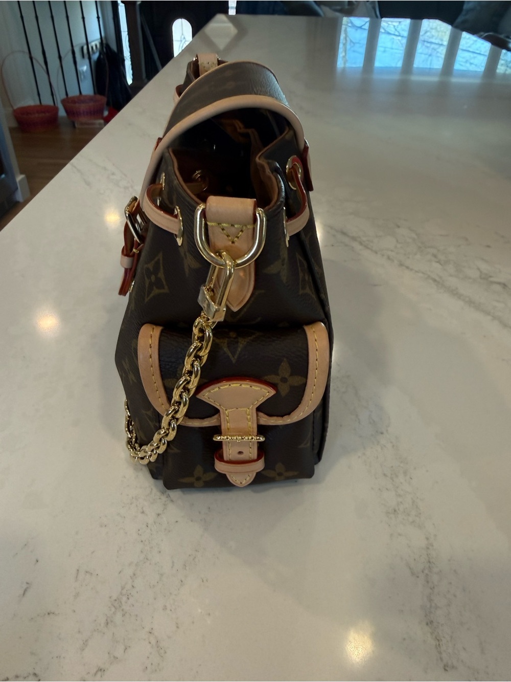 Louis Vuitton Brown Monogram Drawstring Crossbody with Tan Trim - Picture 3 of 15